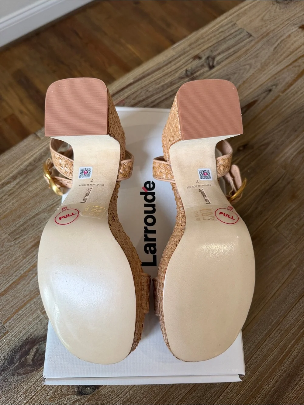 Larroude Dolly Verona Low Sandal - Woven Platform Sandal in Tan - 7- NWT